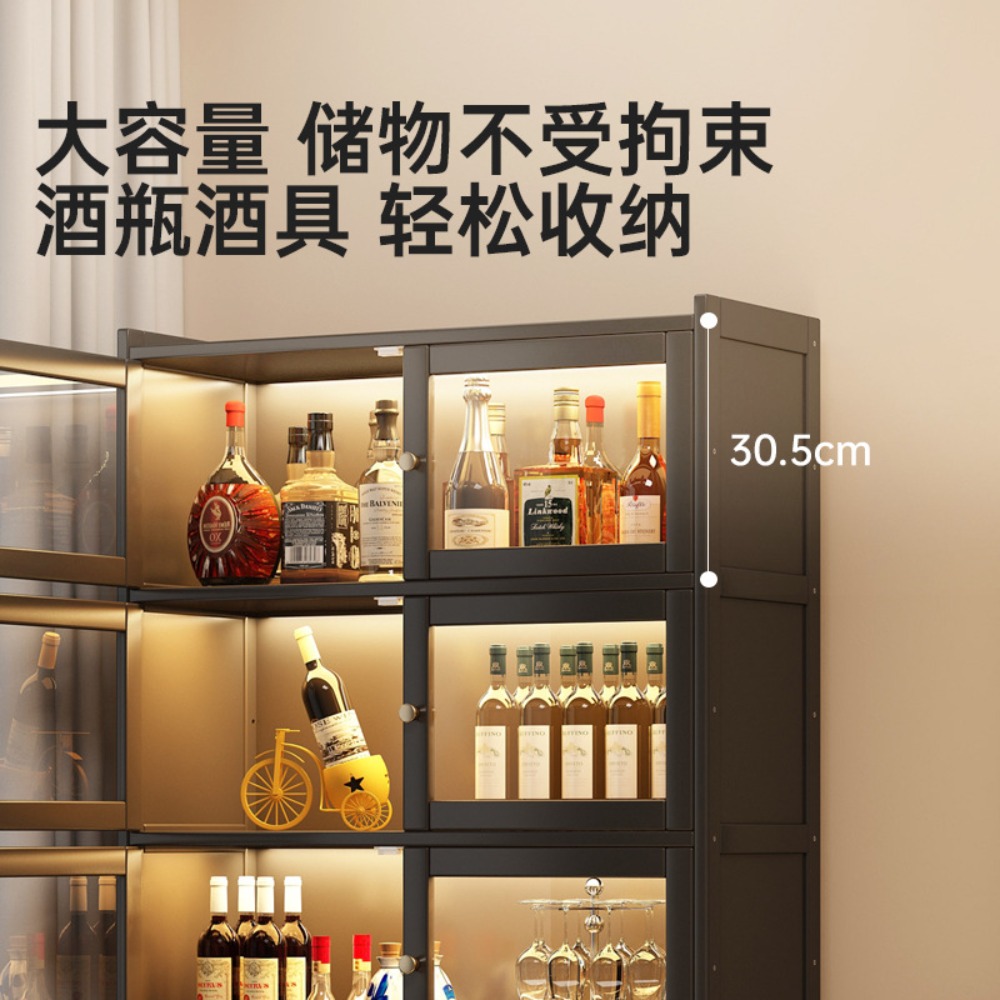 Wine cabinet against the wall  - Wine & Beer Guayaquil recension och pris